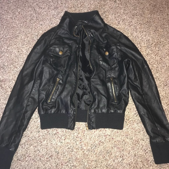 Leather jacket - Picture 1 of 2